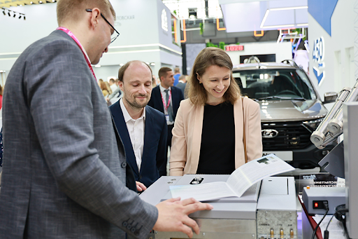 НПФ «Мета-хром» представила инновации в газовой хроматографии на выставке Иннопром-2025